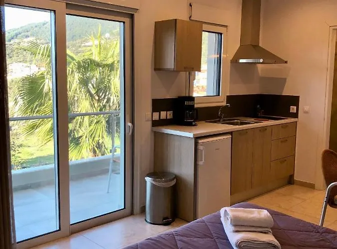 Vanessa House Luxury Апартаменты