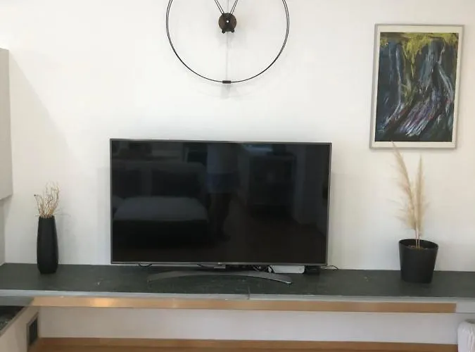 Vanessa House Luxury Апартаменты