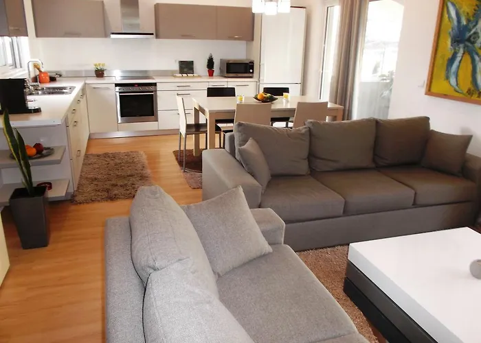 Vanessa House Luxury