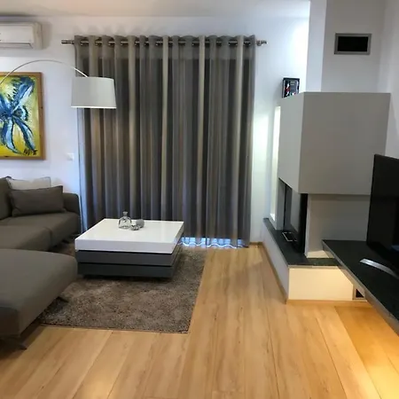 Vanessa House Luxury * 斯基亚索斯镇