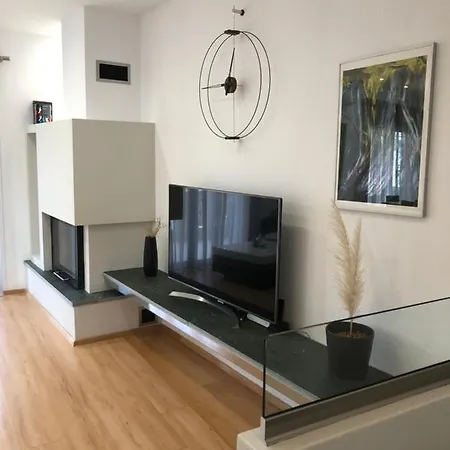 Vanessa House Luxury Apartman *