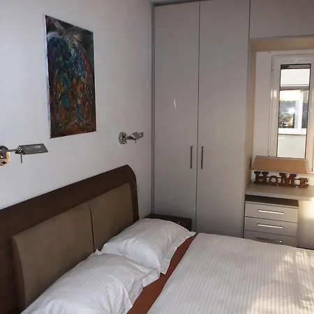 Vanessa House Luxury