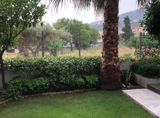 Vanessa House Luxury *