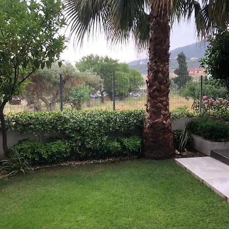 Vanessa House Luxury *