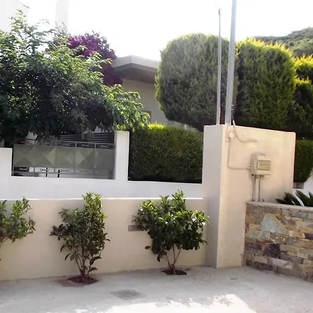 Vanessa House Luxury Daire İskados